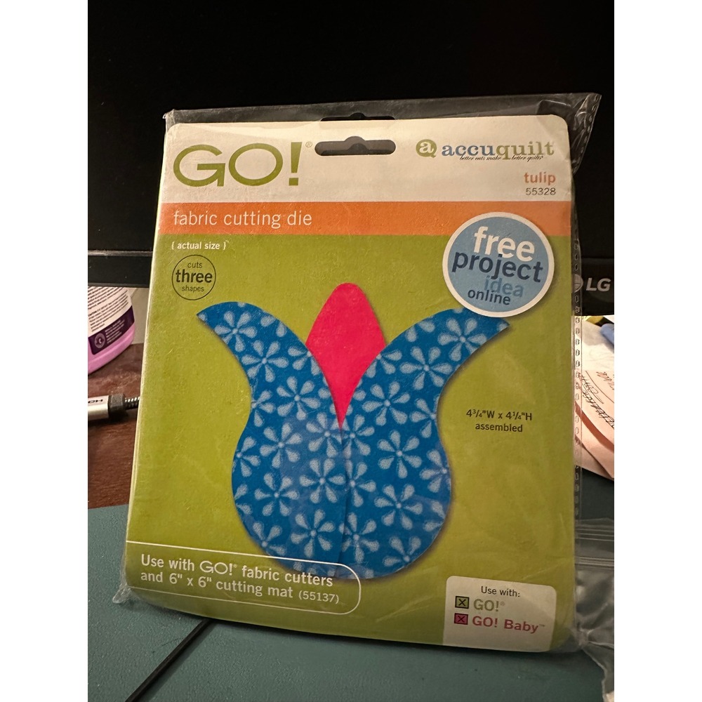 AccuQuilt GO! Tulip Fabric Cutting Die 55328 for GO! and GO! Baby Cutters